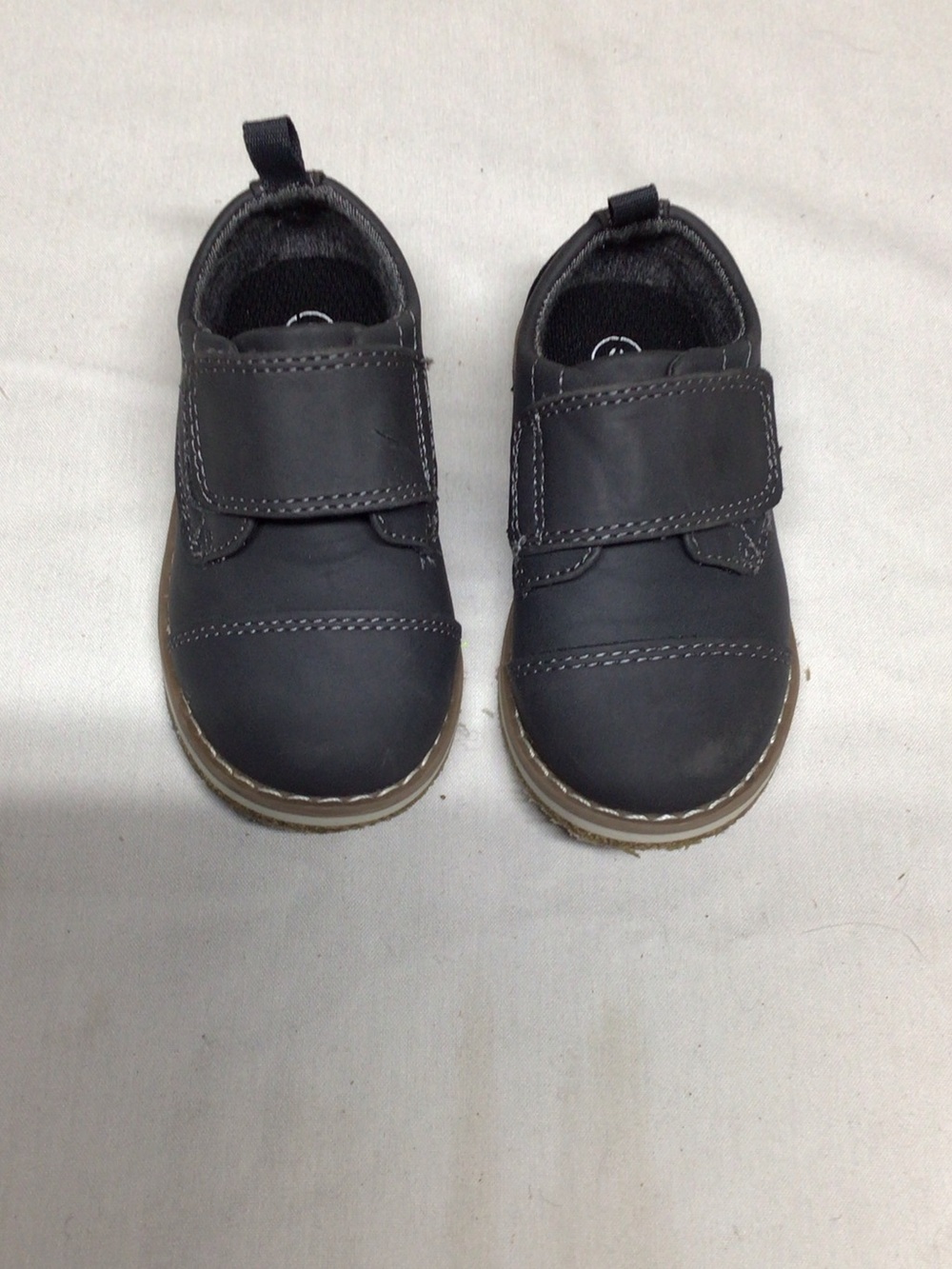 Cat & Jack Black Kids Dress Shoes with Tan Soles
